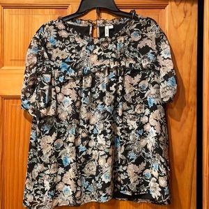 Kensie Lined Print Blouse